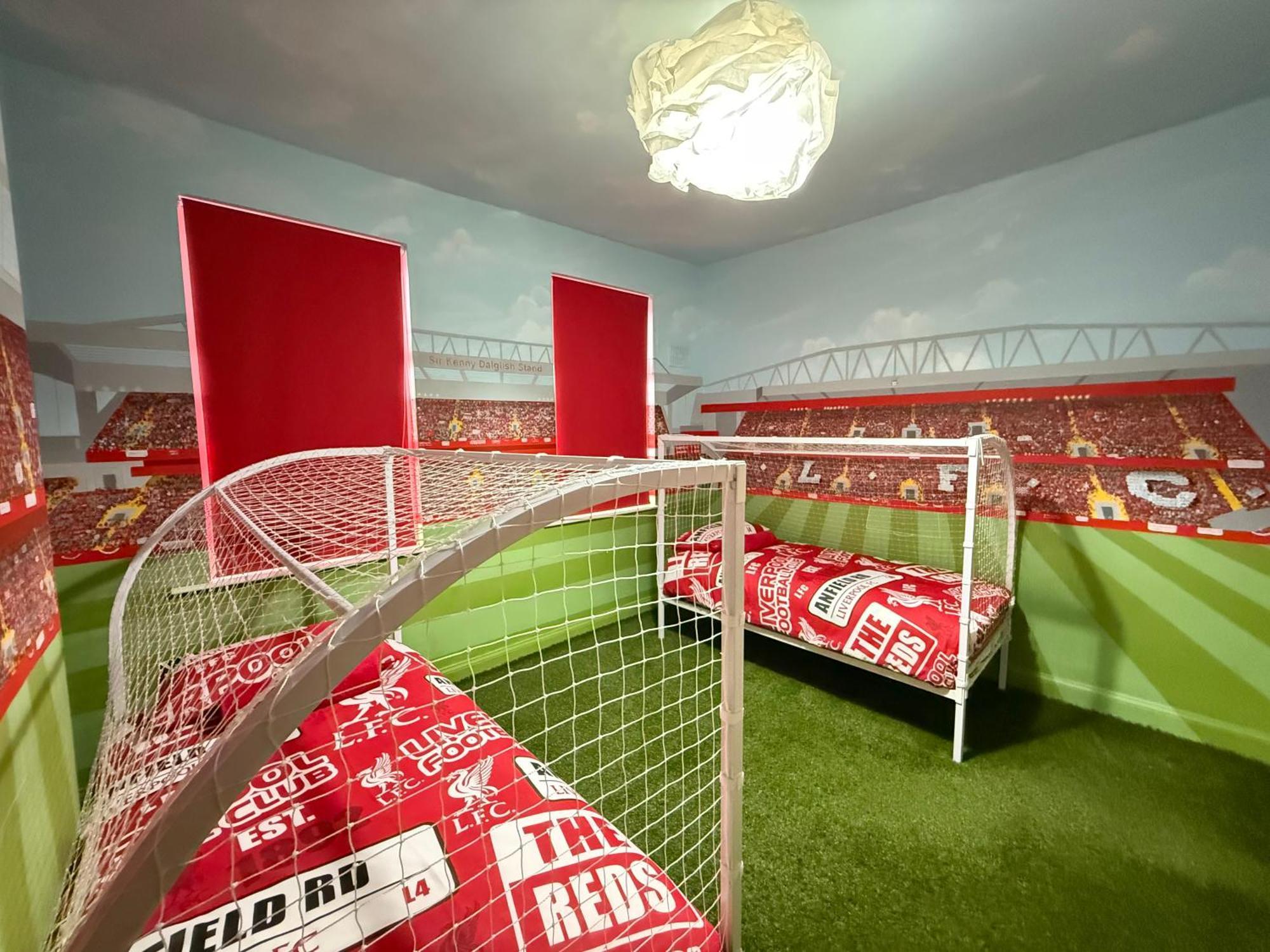 Anfield Abode - Entire Lfc Themed House Villa Liverpool Eksteriør bilde