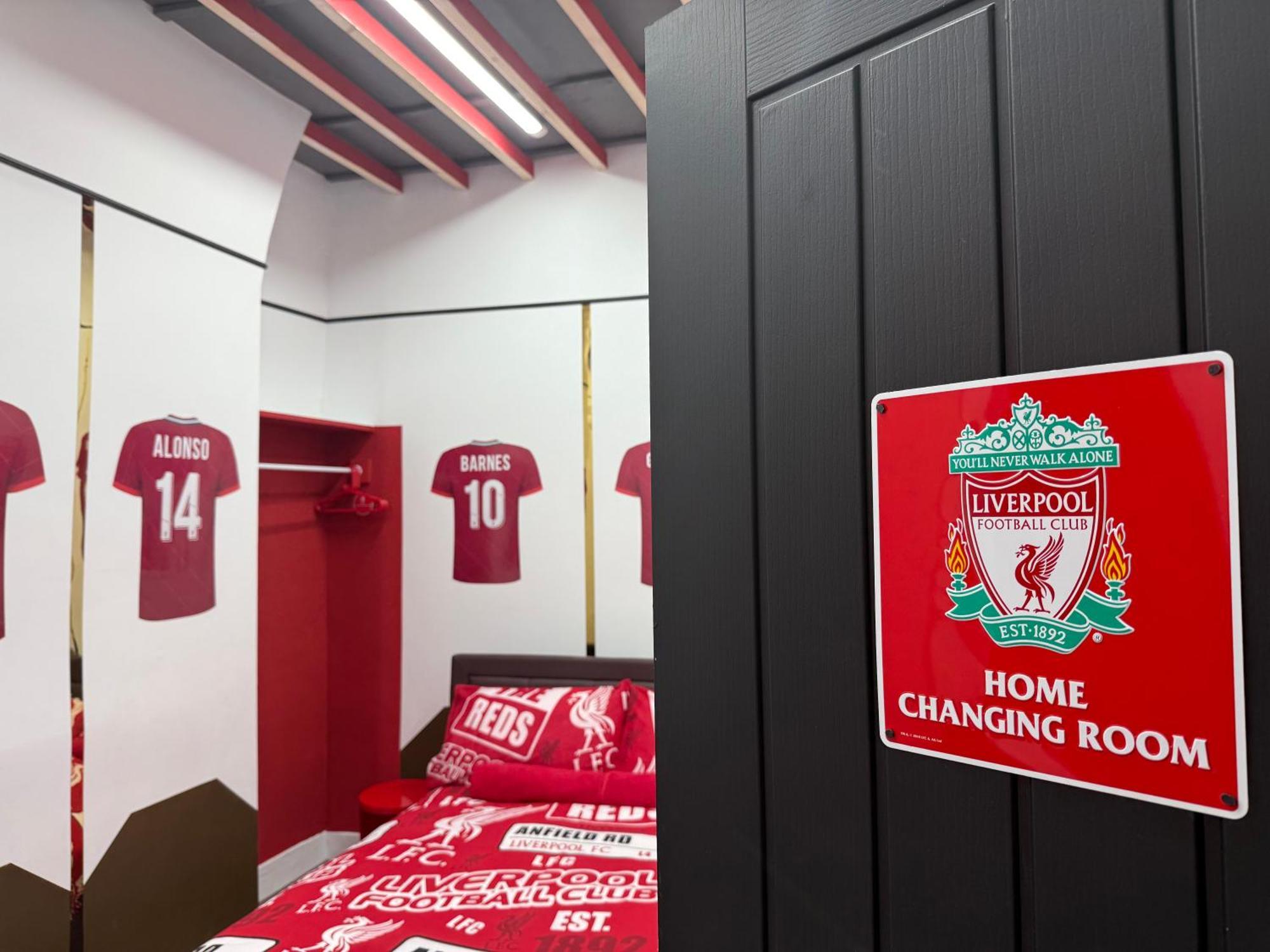 Anfield Abode - Entire Lfc Themed House Villa Liverpool Eksteriør bilde